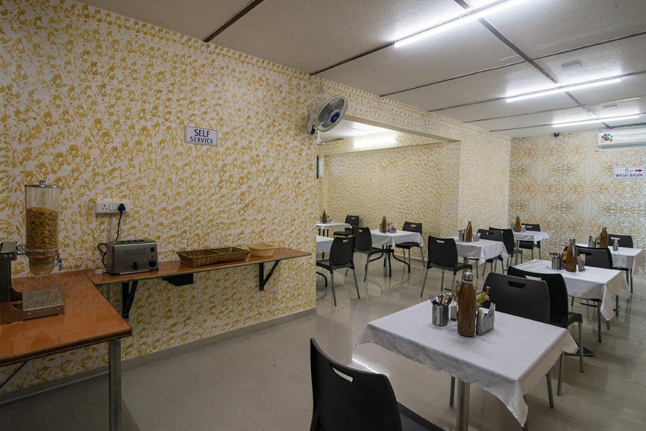 Hotel Sheetal Plaza Сурат Екстер'єр фото